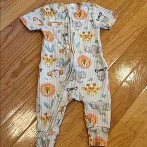 Adorable Animal Print Baby outfit